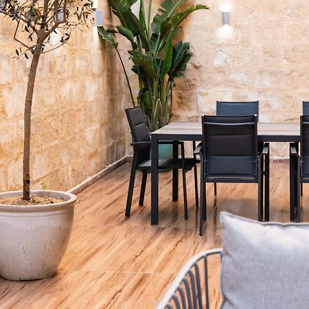 Valletta Waterfront Backyard Flat By Arcobnb Floriana Esterno foto