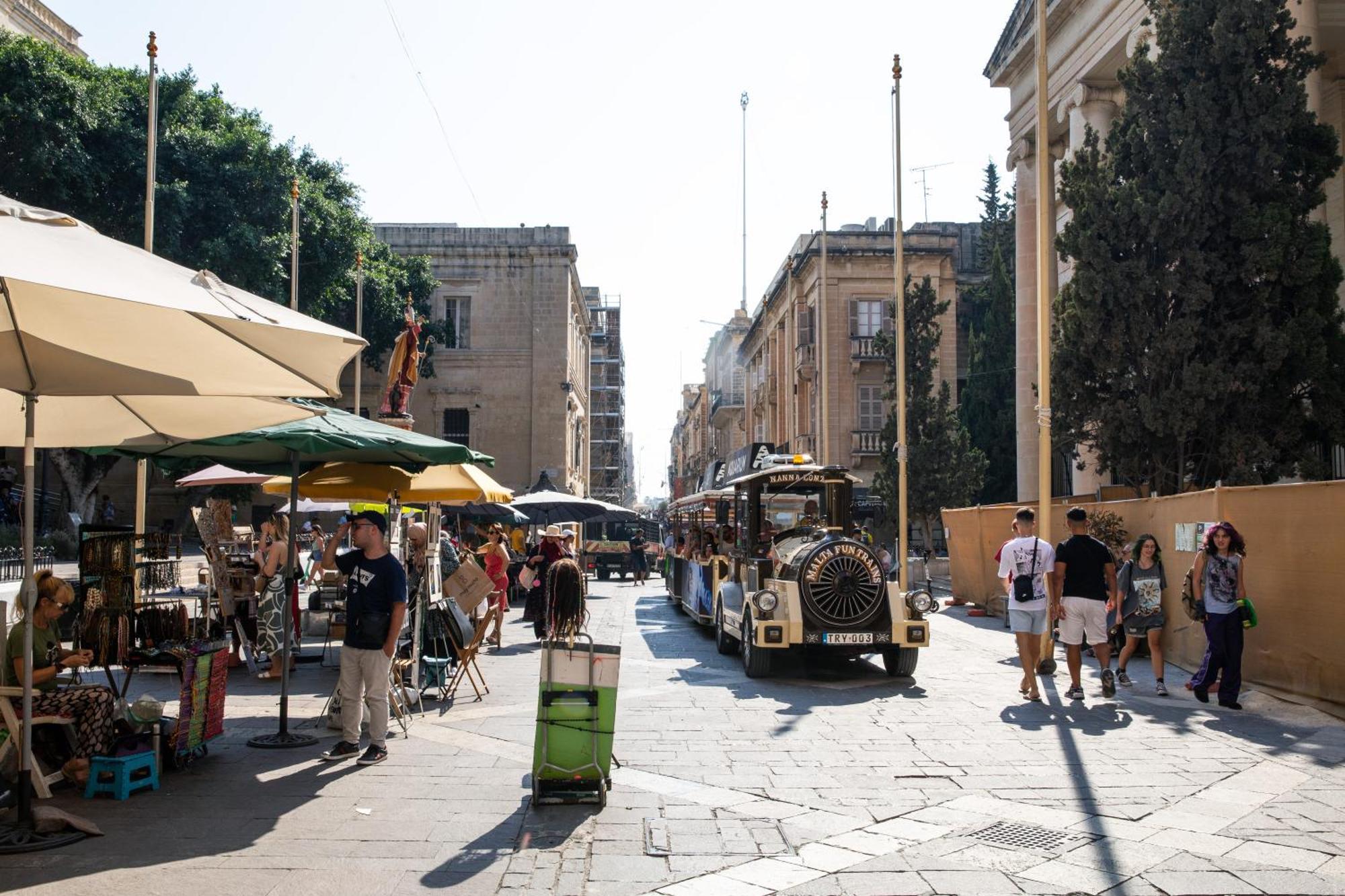 Valletta Waterfront Backyard Flat By Arcobnb Floriana Esterno foto