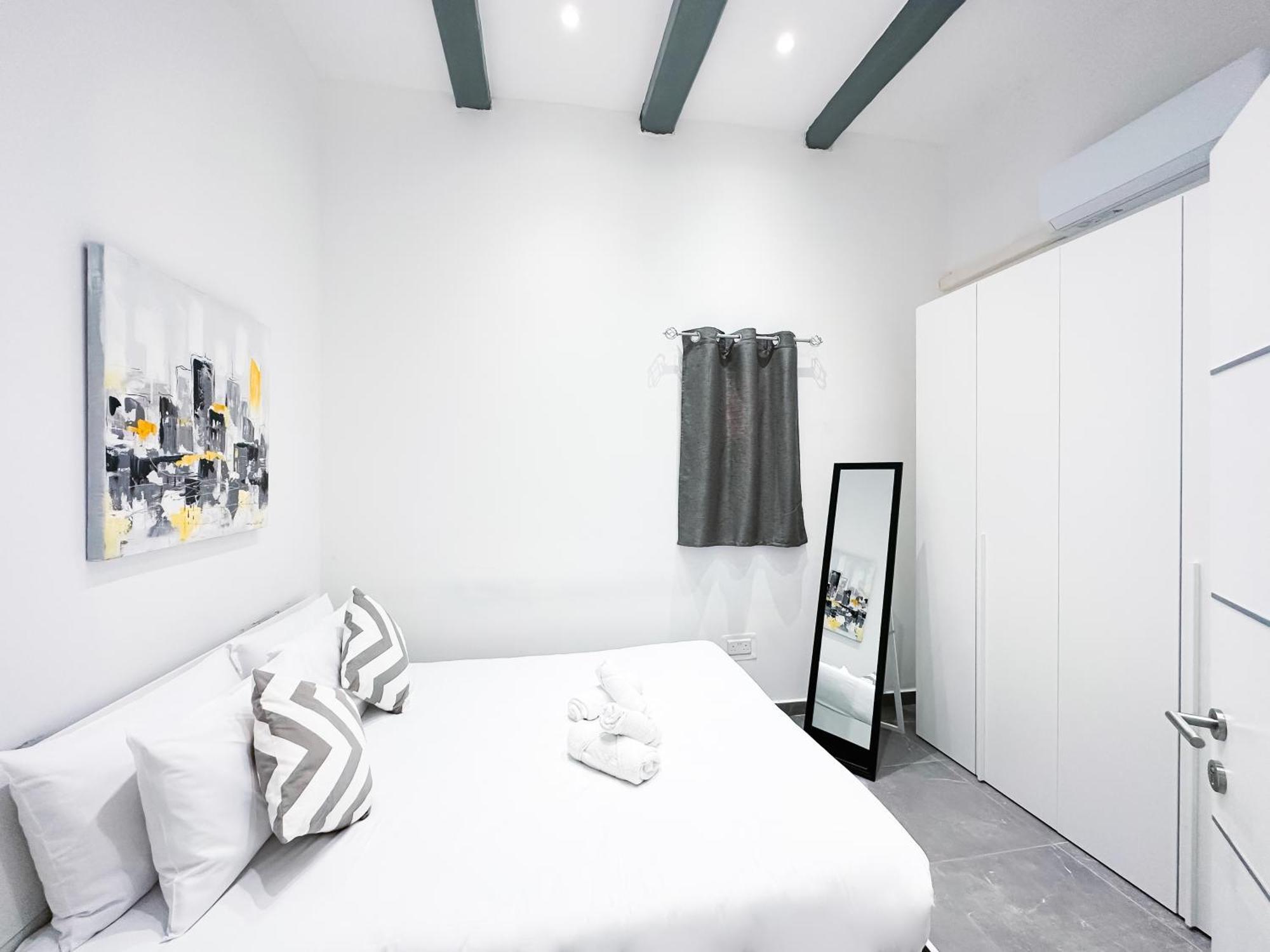 Valletta Waterfront Backyard Flat By Arcobnb Floriana Esterno foto